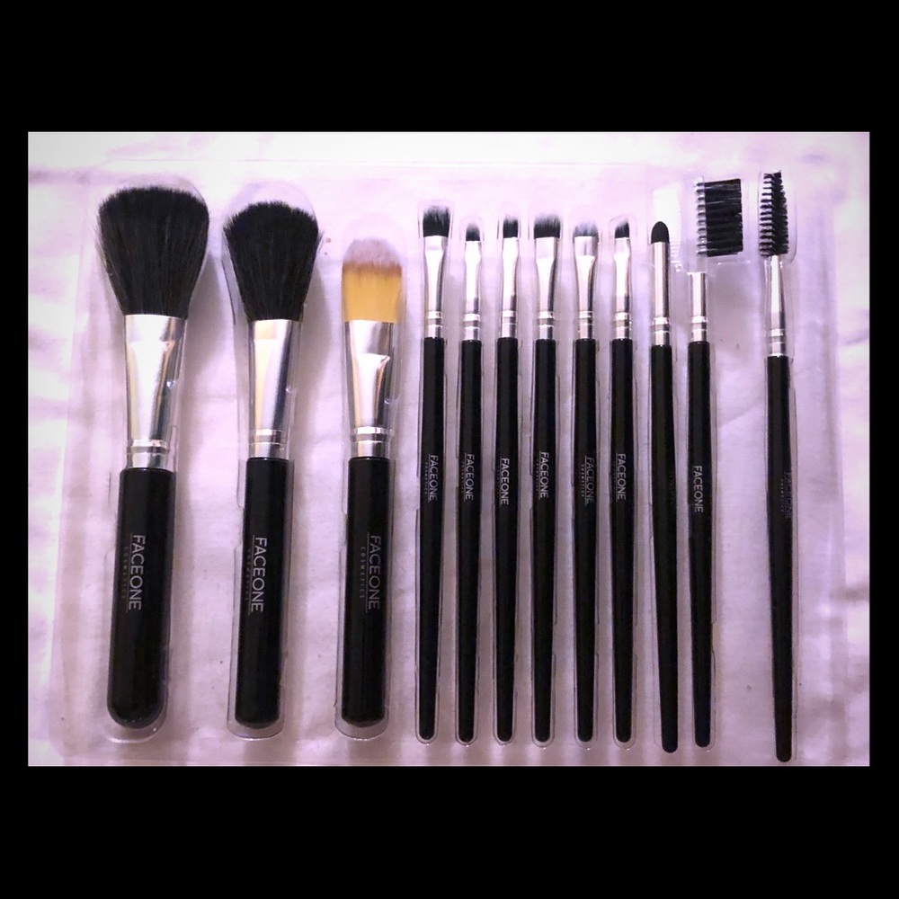 12 piece make up brushes
